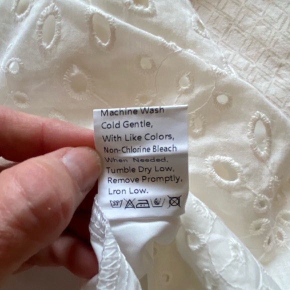 NWT PrettyGarden white eyelet short sleeve top - Picture 14 of 16